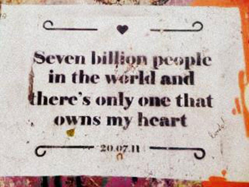 Bainha de Rua Wallet & Purse "Seven billion people in the world and there’s only one that owns my heart"